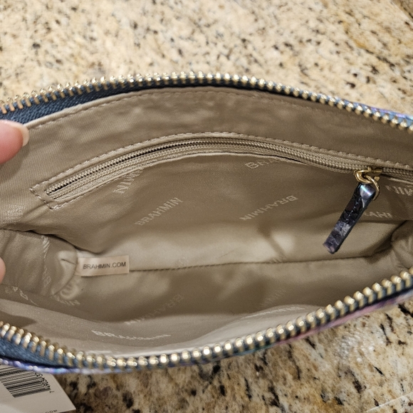 Brahmin Elope Melbourne Daisy Wristlet Clutch NWT - Picture 8 of 10